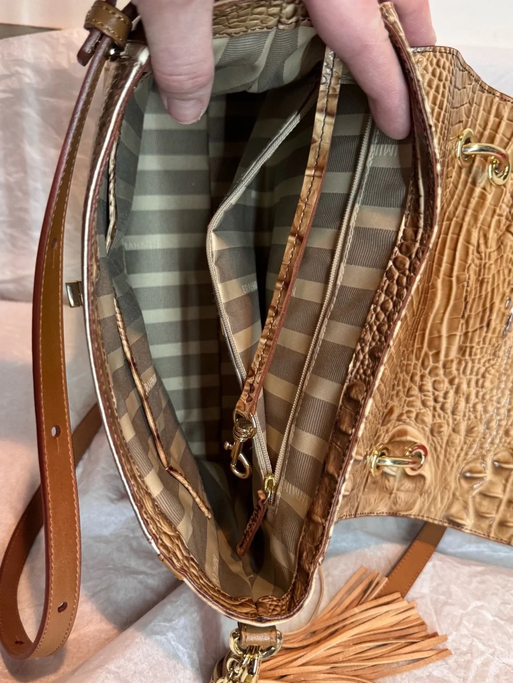 Brahmin Brinley in Sandshell Varadero Leather—Like New!